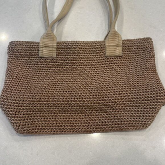 The Sak  Elliott Luca purse 2 zip, pen marks on inside, exterior purse spotless. - Picture 3 of 6